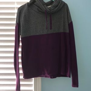Purple sweatshirt (turtle neck)